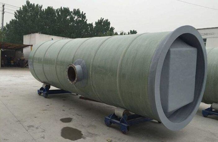 一體化泵站玻璃鋼筒體制作過程